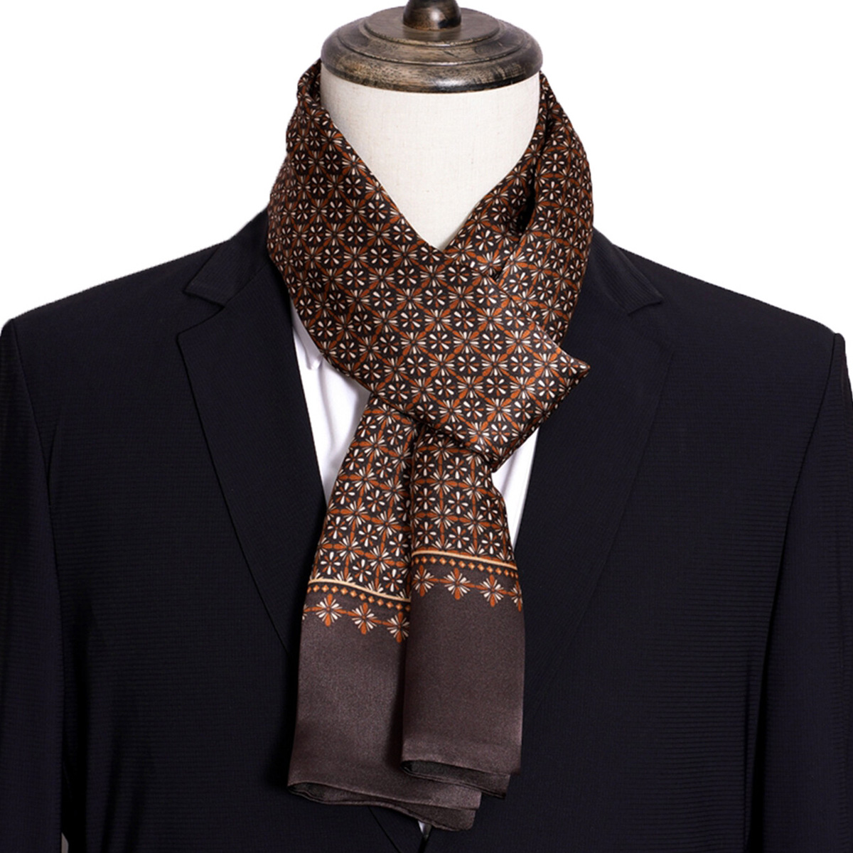 Neuer gestreifter Seidenschal  – Men Accessories For Neck Bewertung und Preis