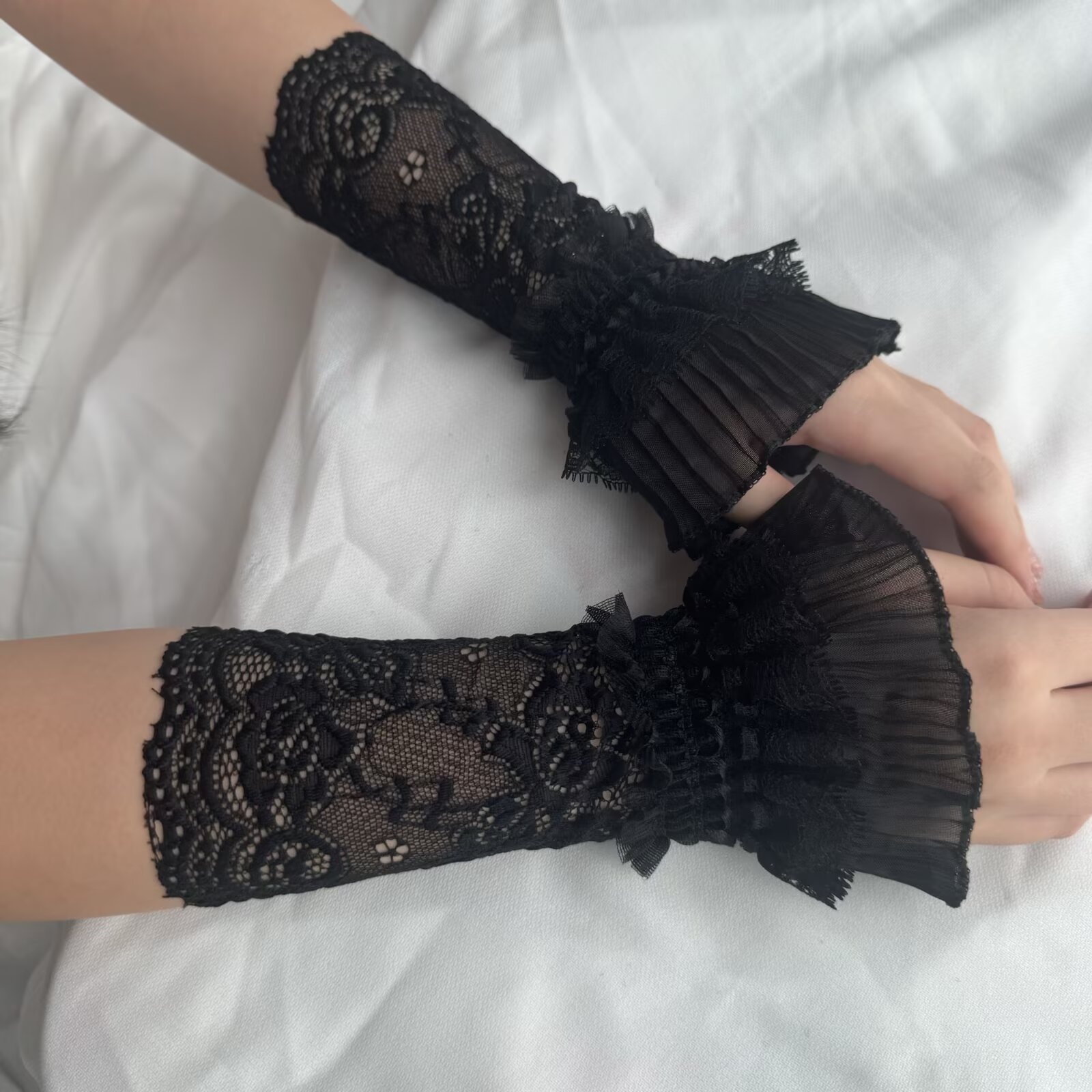 Spitze Hohl Handgelenk Abdecku – Men Accessories Wedding Bewertung und Preis