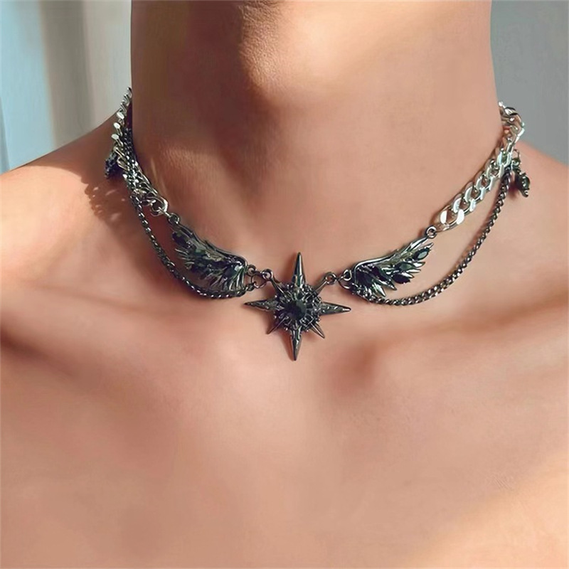 Neue Gothic-Halskette im dunkl – Men Accessories Singapore Bewertung und Preis